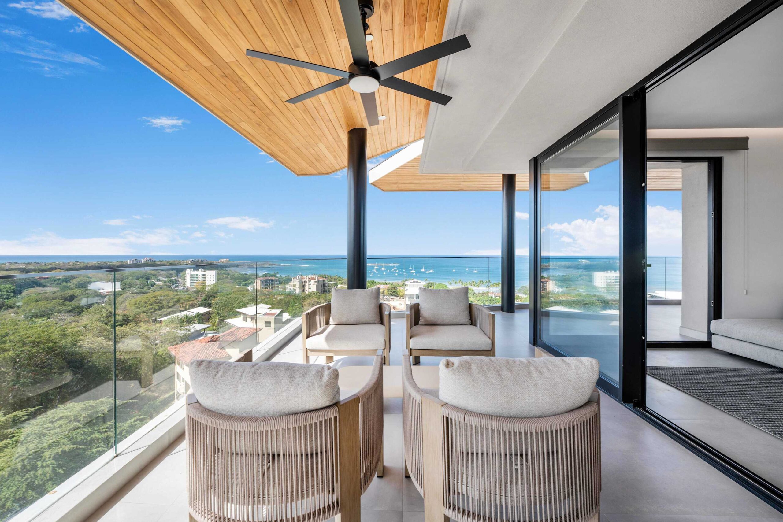 Luxury Penthouse 302: Oceanview 5BR Retreat in Tamarindo - Vacation Rental in Tamarindo, Costa Rica